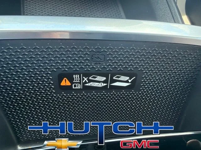 Used 2025 Mosaic Black Metallic Chevrolet LT image 33