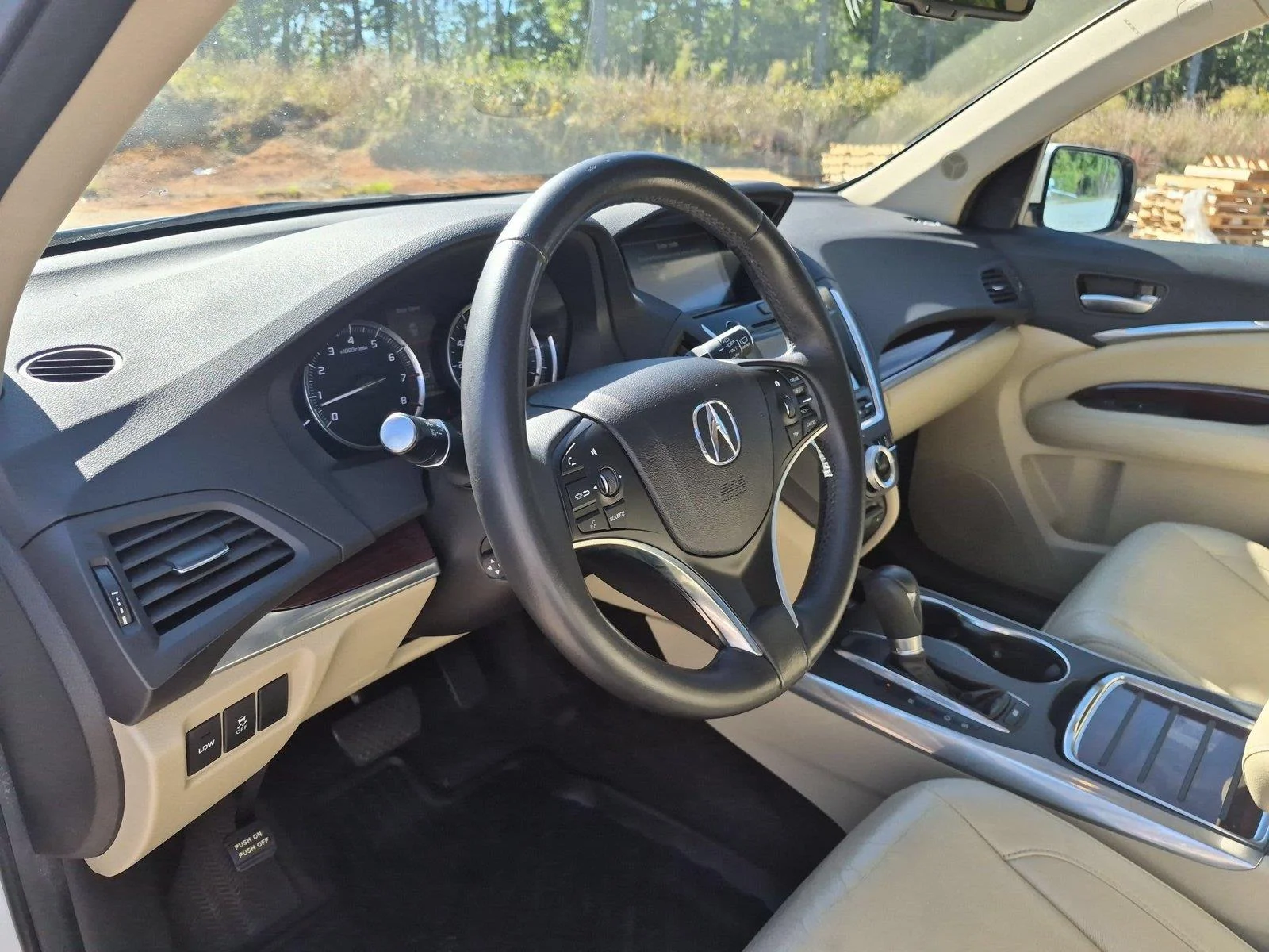 Used 2014 White Diamond Pearl Acura Tech/Entertainment Pkg image 17