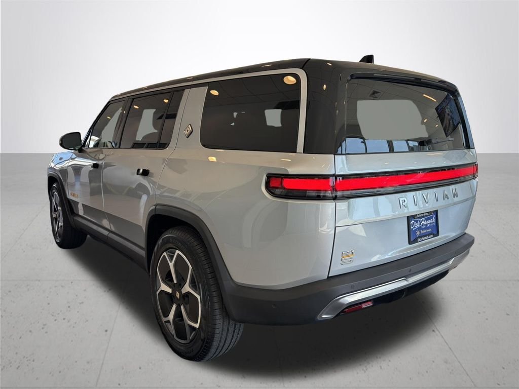Used 2024 LA Silver Rivian Adventure image 10