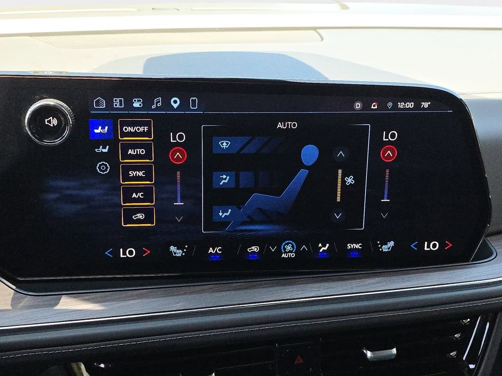 Used 2026 Gray Chevrolet Z71 image 31