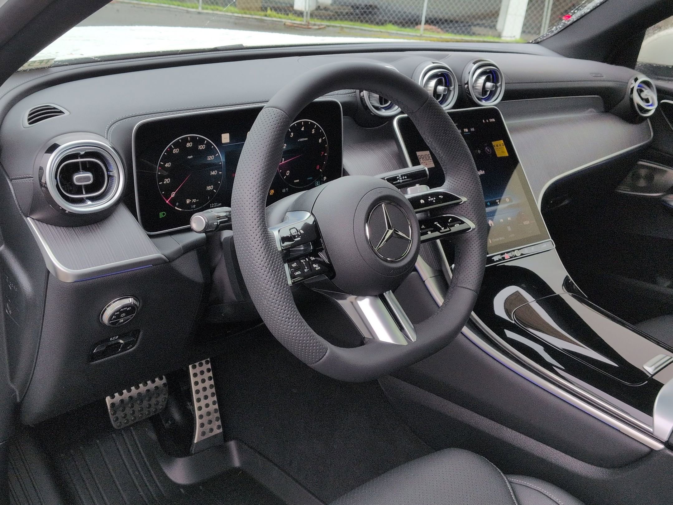 New 2026 Polar White Mercedes-Benz GLC 300 image 46