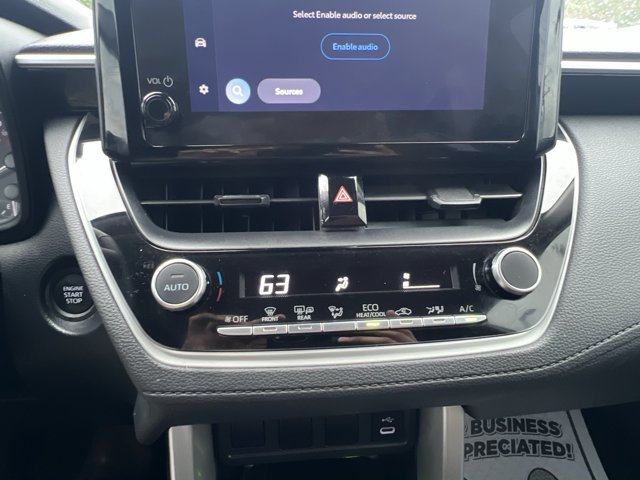 Used 2024  Toyota LE image 19