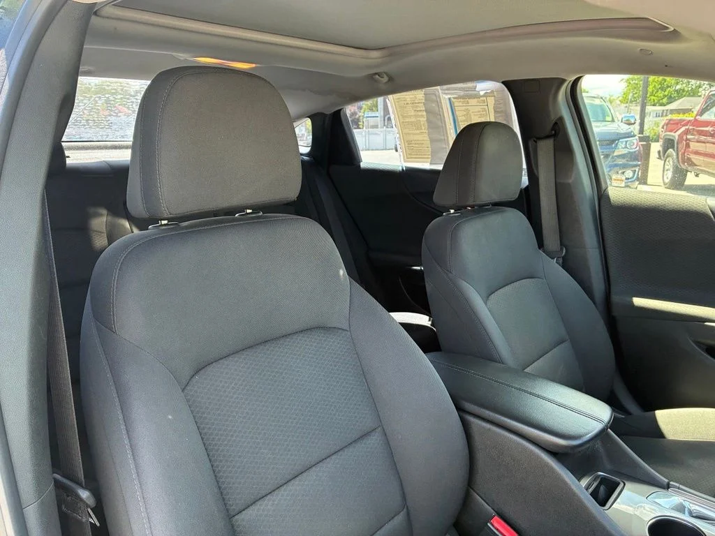 Used 2016 Gray Chevrolet LT image 45