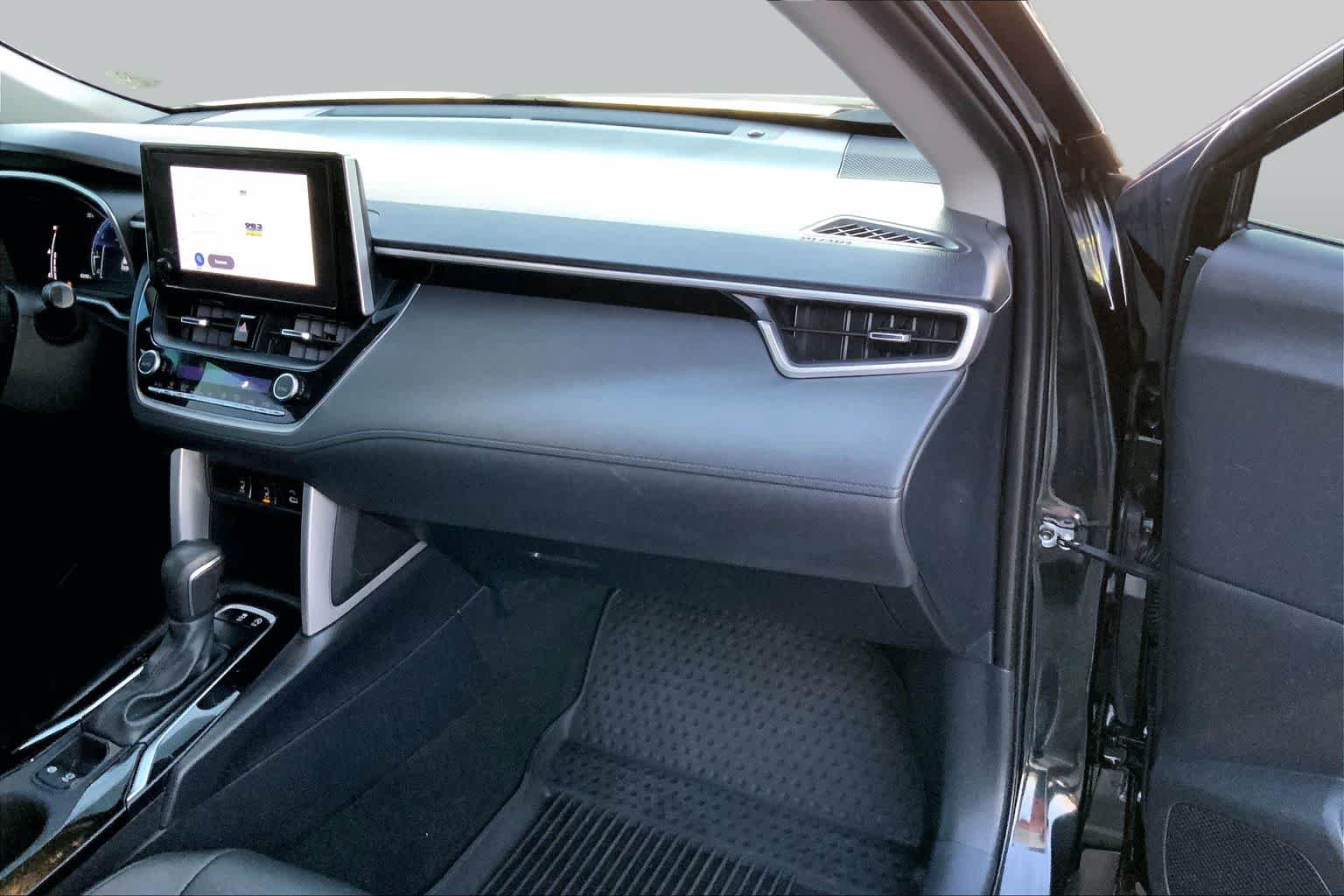 Used 2023 Jet Black Toyota XLE image 18