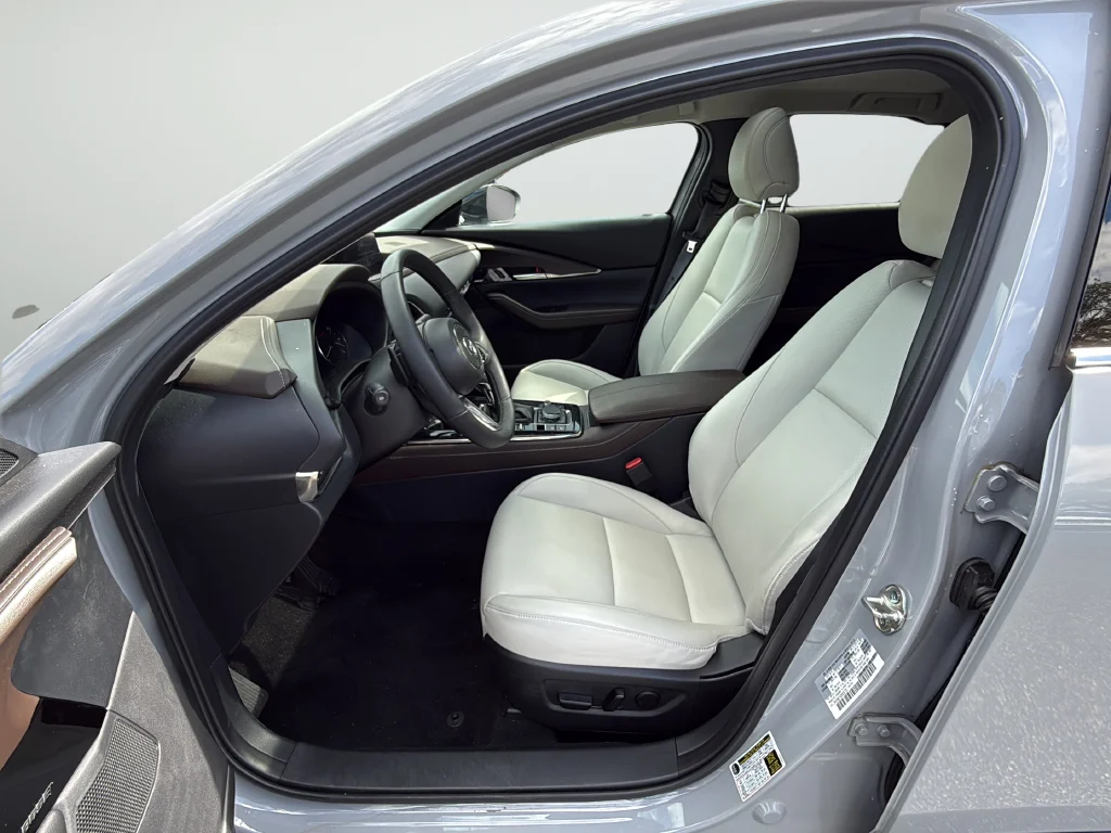 Used 2025 Gray Mazda 2.5 Turbo Premium Plus Package w/Premium Plus Package image 10