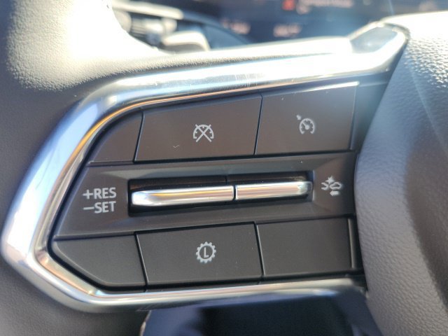 2027 Chevrolet Traverse LT - Photo 17