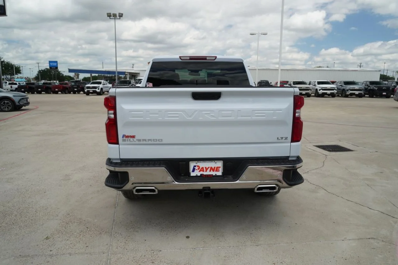 2026 Chevrolet Silverado 1500 LTZ - Photo 8