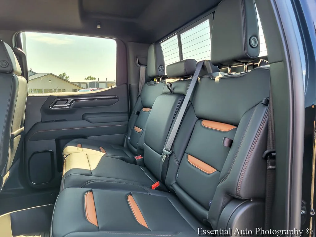2026 GMC Sierra 1500 AT4 - Photo 10