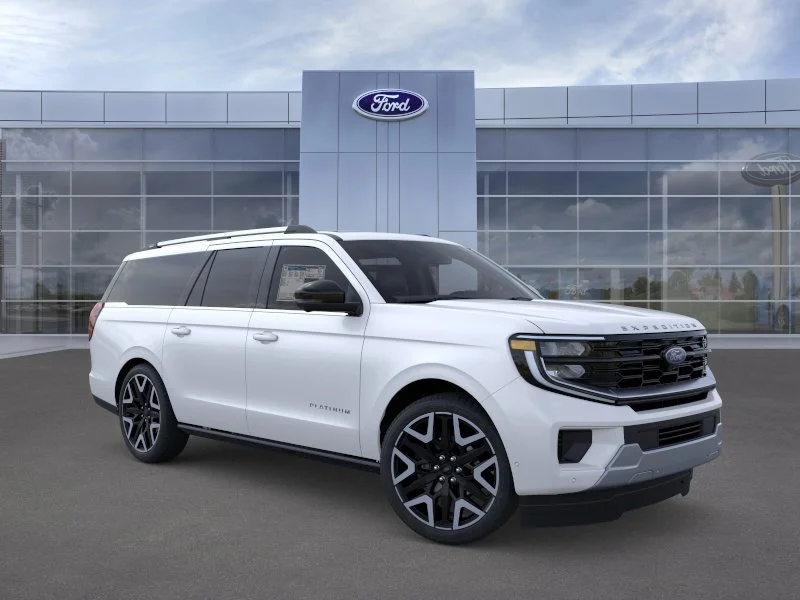 New 2026 Star White Metallic Tri-Coat Ford MAX Platinum® image 30