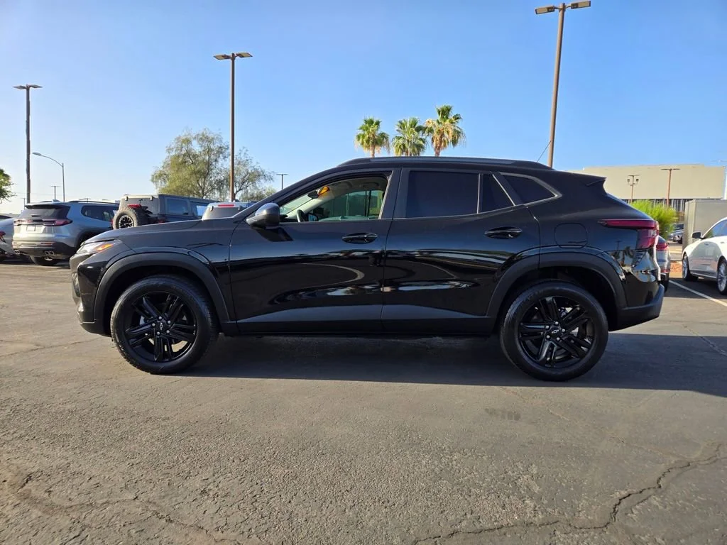 Used 2024 Mosaic Black Metallic Chevrolet ACTIV image 3
