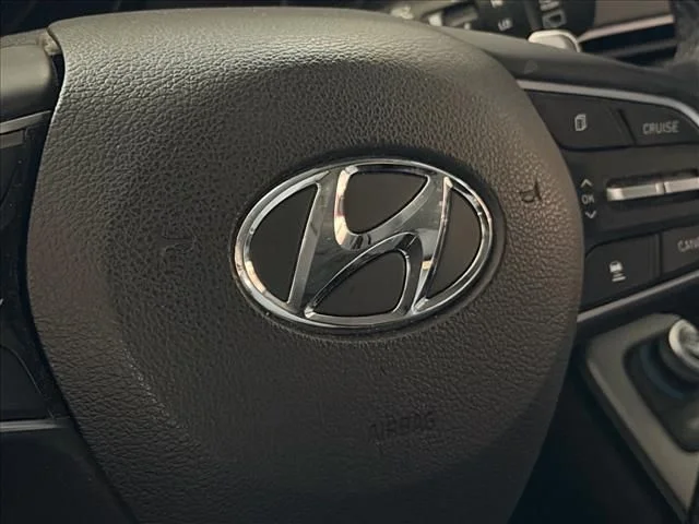 Used 2020 White Hyundai SEL image 16