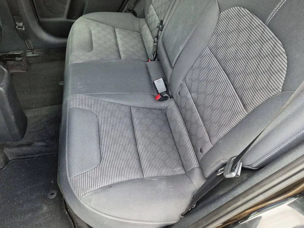 Used 2022 Black Kia LXS image 20