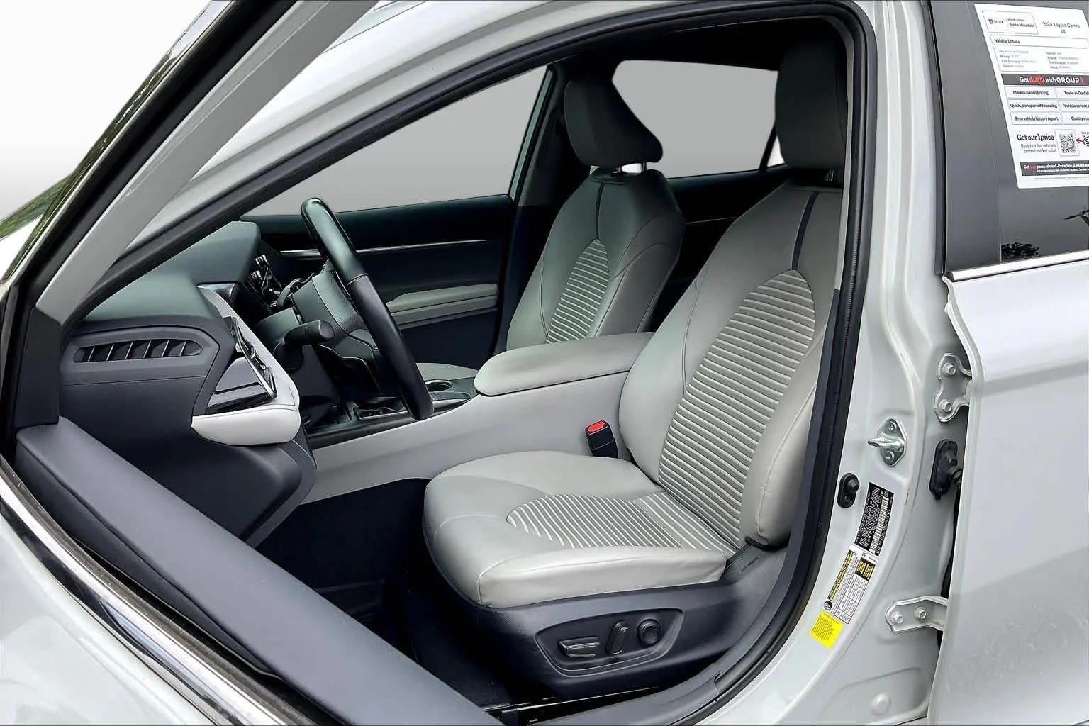 Used 2024 Ice Edge Toyota SE image 8