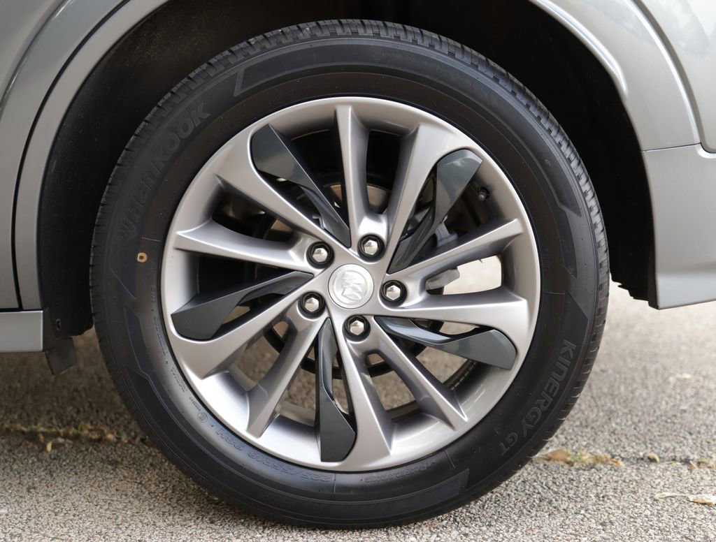 Used 2020 SATIN STEEL METALLIC Buick Essence image 38