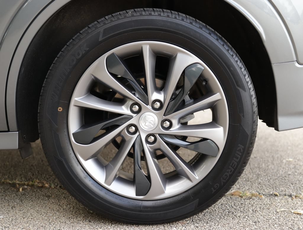 Used 2020 SATIN STEEL METALLIC Buick Essence image 38
