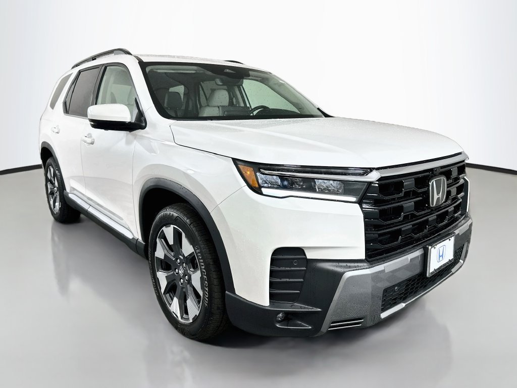 New 2026 Platinum White Pearl Honda Touring image 3