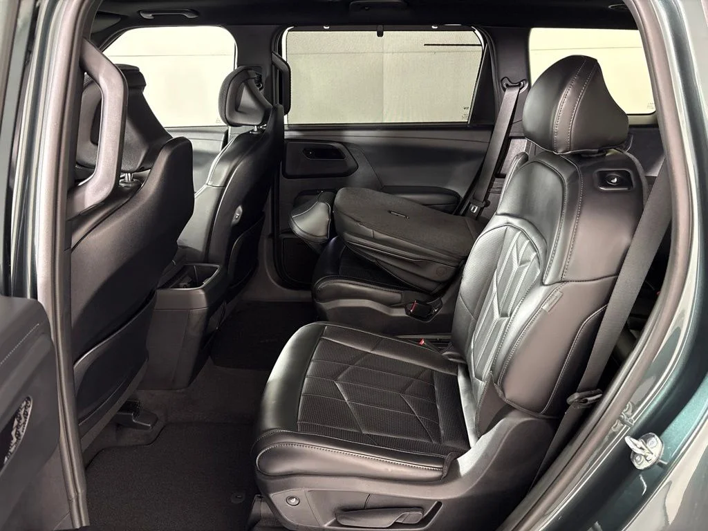 New 2027 Black Jade Green Kia X-PRO SX image 27