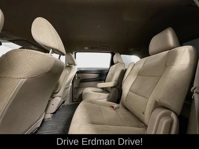 Used 2015 White Honda LX image 9