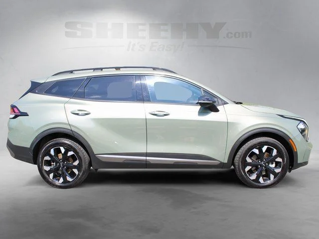 Used 2023 Green Kia X-Line image 10