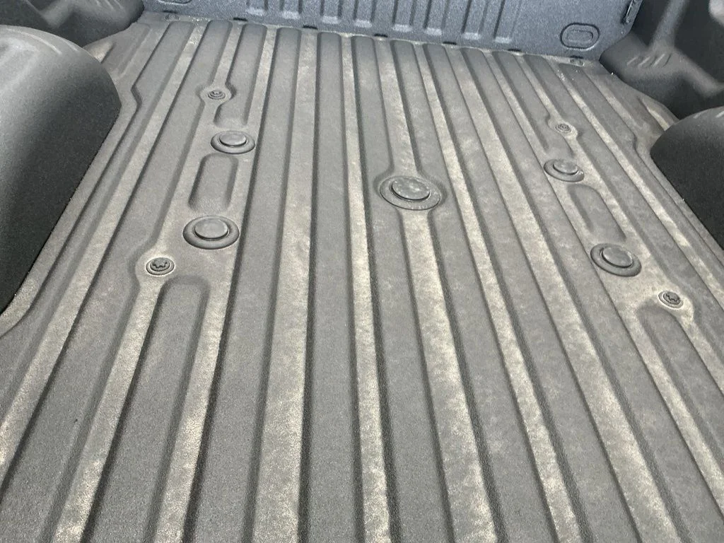 New 2026 Avalanche Ford F-350® Platinum® image 30