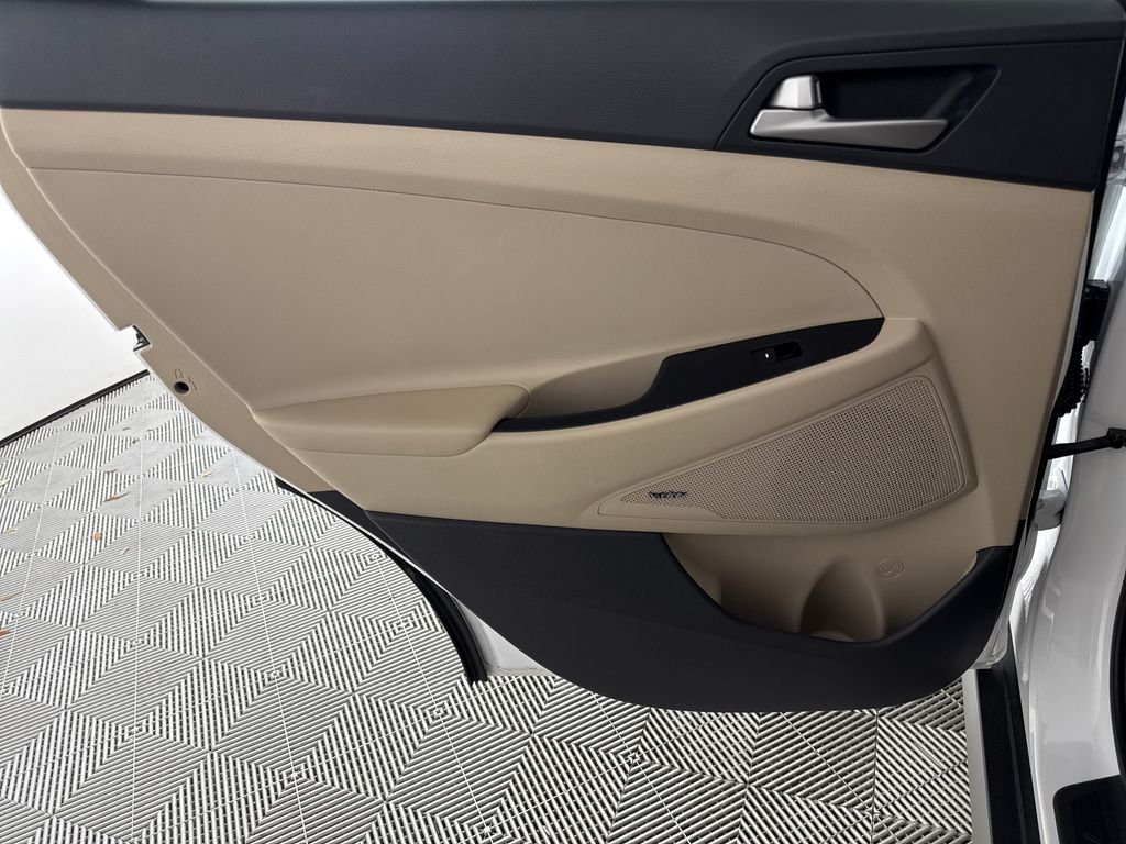2018 Hyundai Tucson SE Plus - Photo 12
