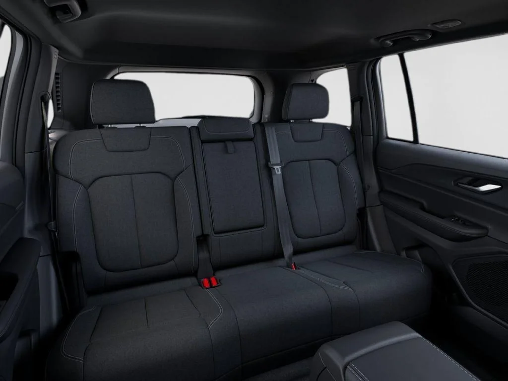 2025 Jeep Grand Cherokee Laredo - Photo 15
