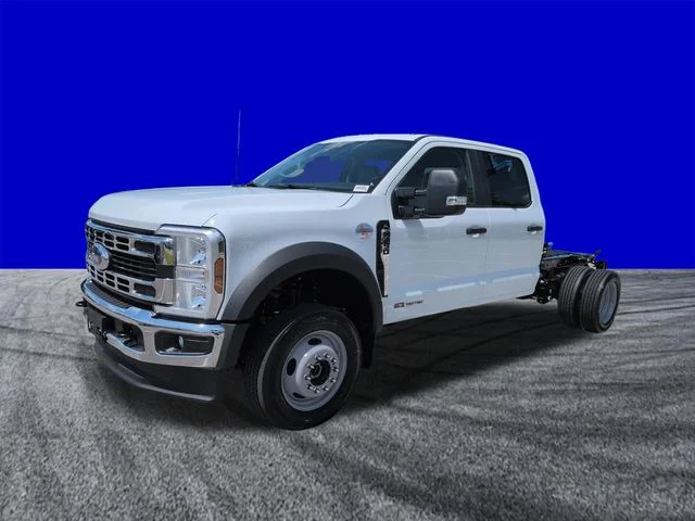 New 2026 Oxford White Ford F-450® XL image 8