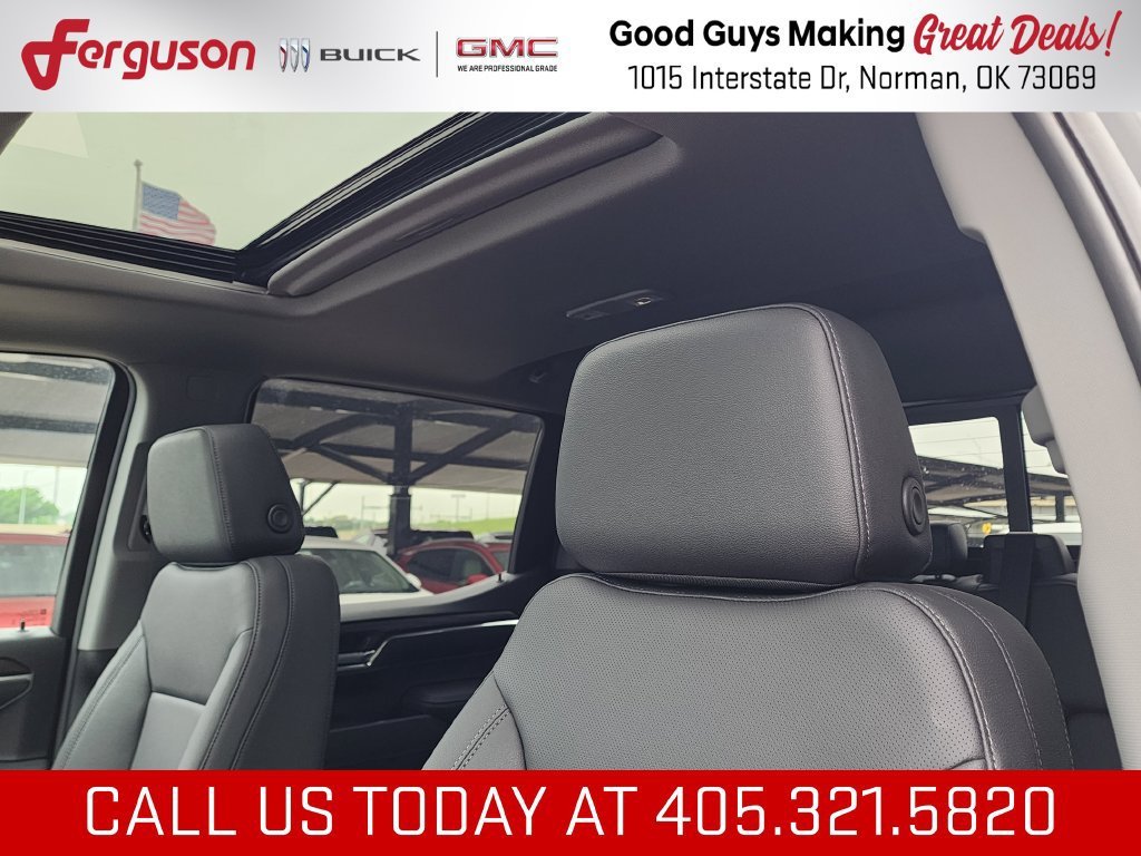 2026 GMC Sierra 1500 SLT - Photo 18