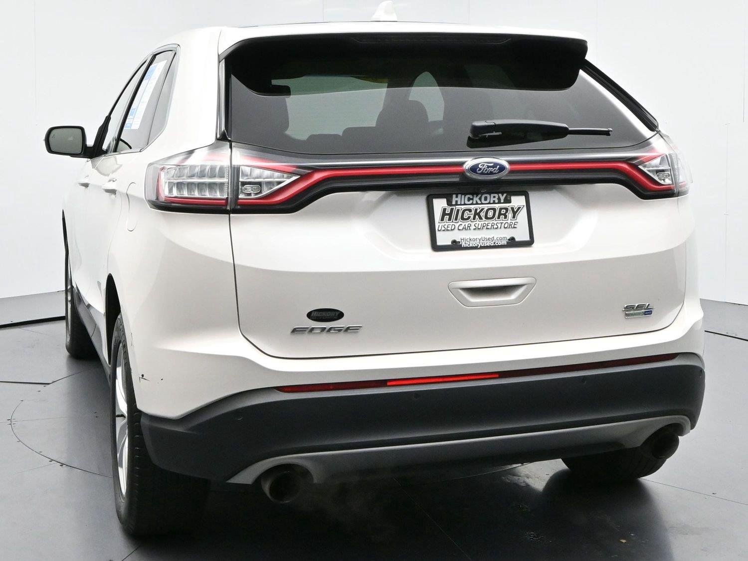 Used 2017 White Platinum Metallic Tri-Coat Ford SEL image 6