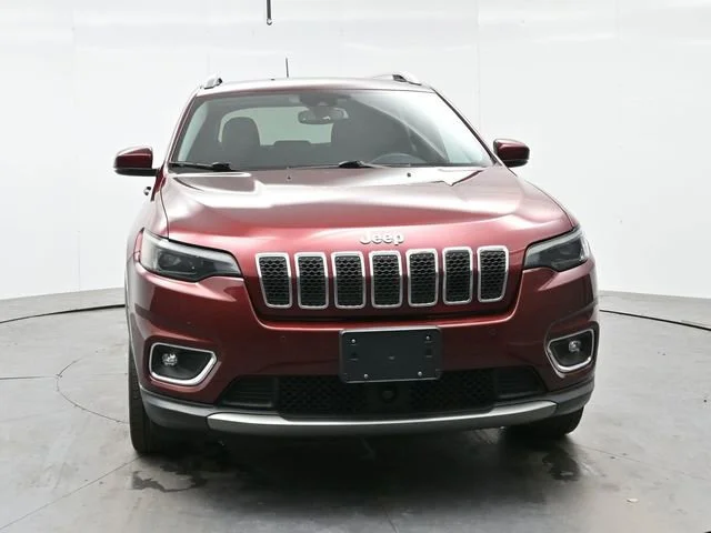 Used 2019 Velvet Red Pearlc Jeep Limited image 2