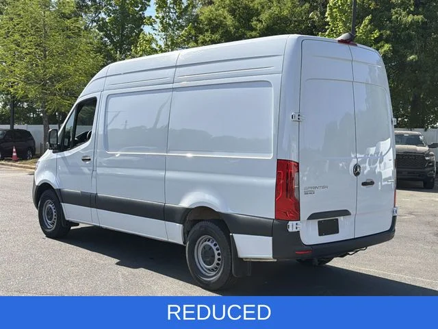 Used 2025 White Mercedes-Benz Cargo 144 WB image 11