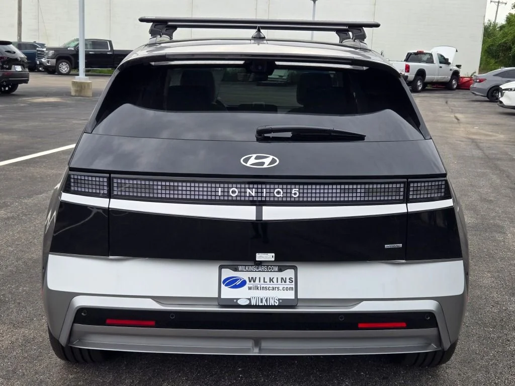New 2026 Abyss Black Hyundai Limited image 12