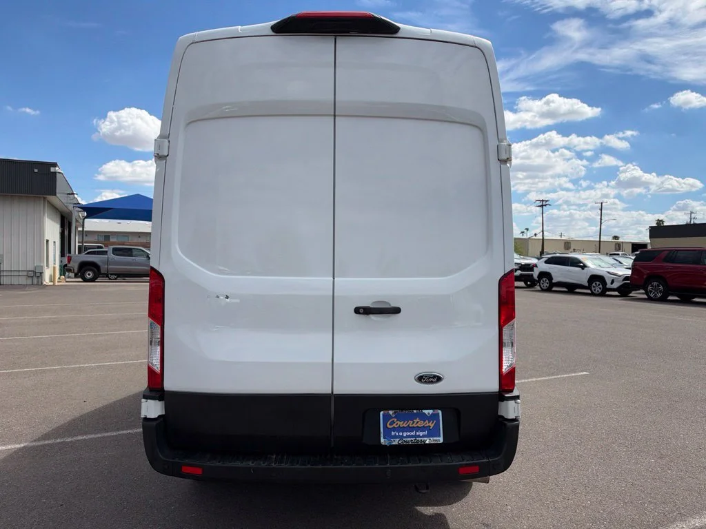 Used 2023 White Ford Base image 7
