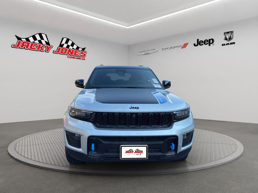 Used 2023 Silver Zynith Jeep Trailhawk image 10