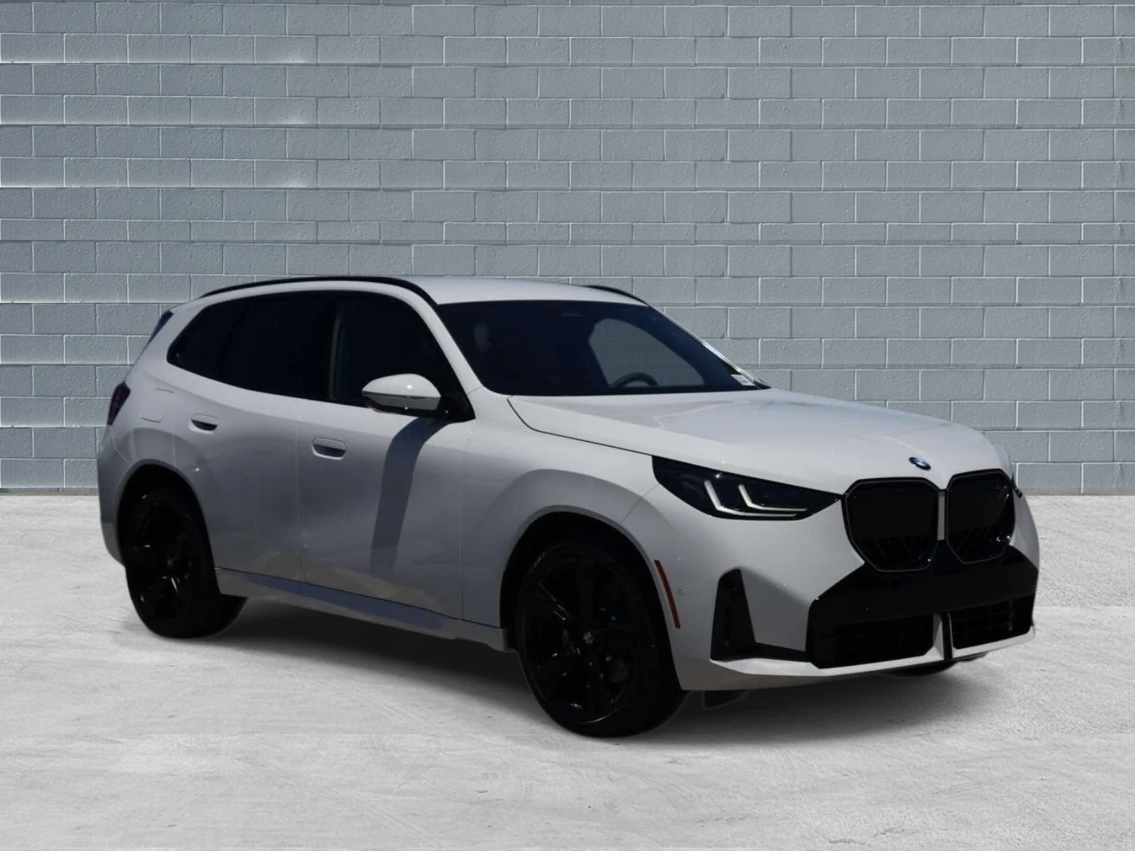 New 2026 Alpine White BMW 30 xDrive image 1