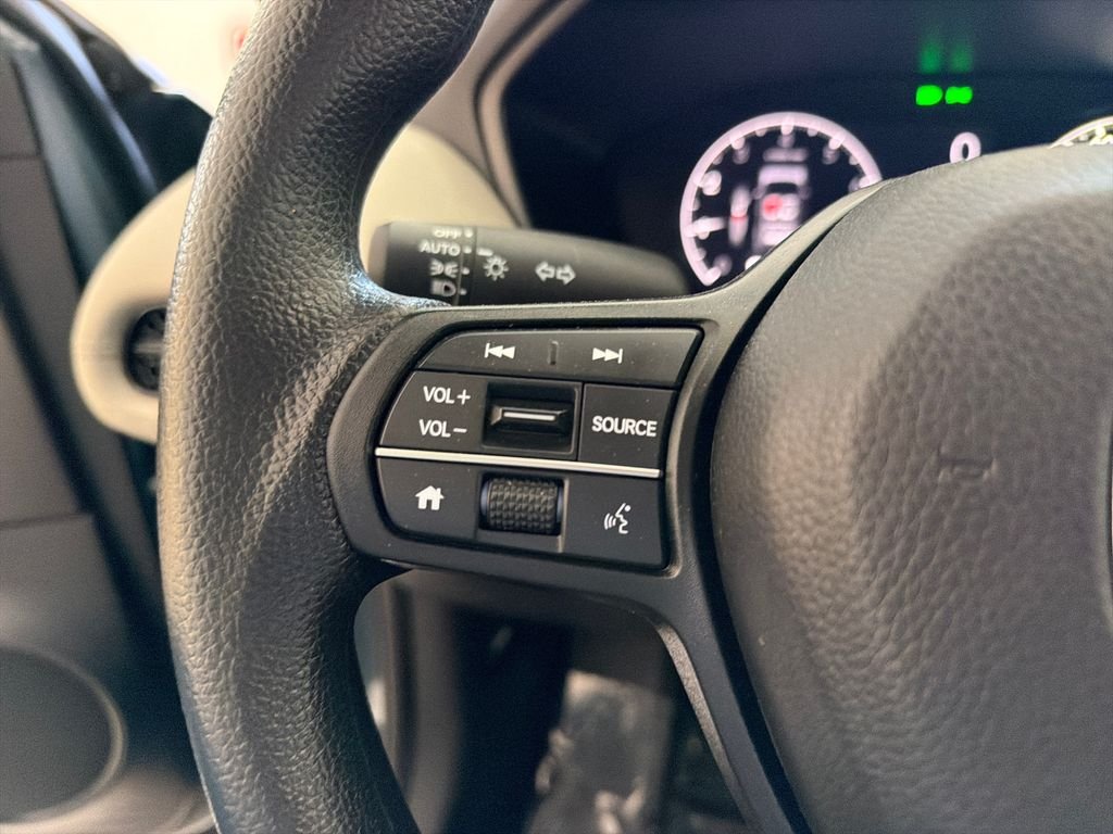 Used 2023  Honda LX image 26
