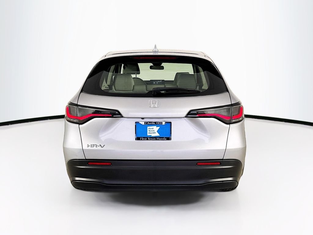 Used 2023 Silver Honda LX image 6