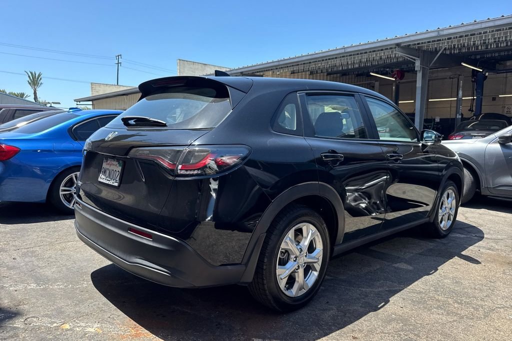Used 2024  Honda LX image 6
