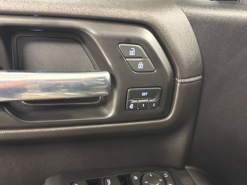 Used 2021 Black GMC SLT image 24