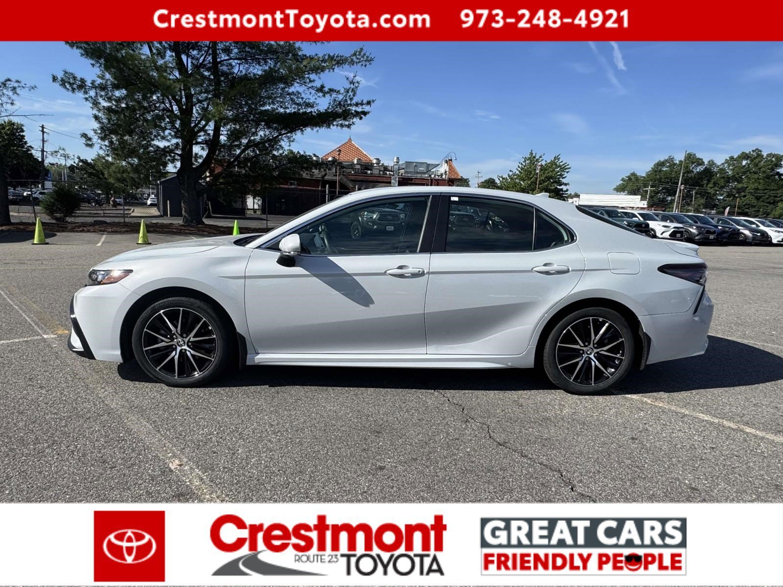Certified Used 2024 Ice Edge Toyota SE image 5
