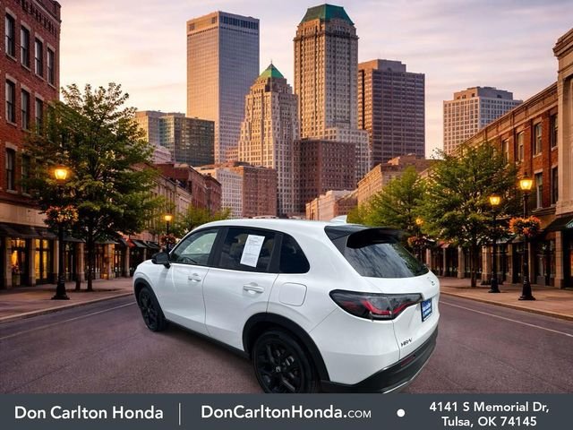 Certified Used 2025 Platinum White Pearl Honda 2WD SPORT image 8