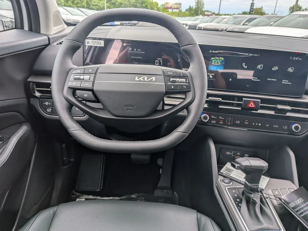 New 2026 White Pearl Kia EX image 38