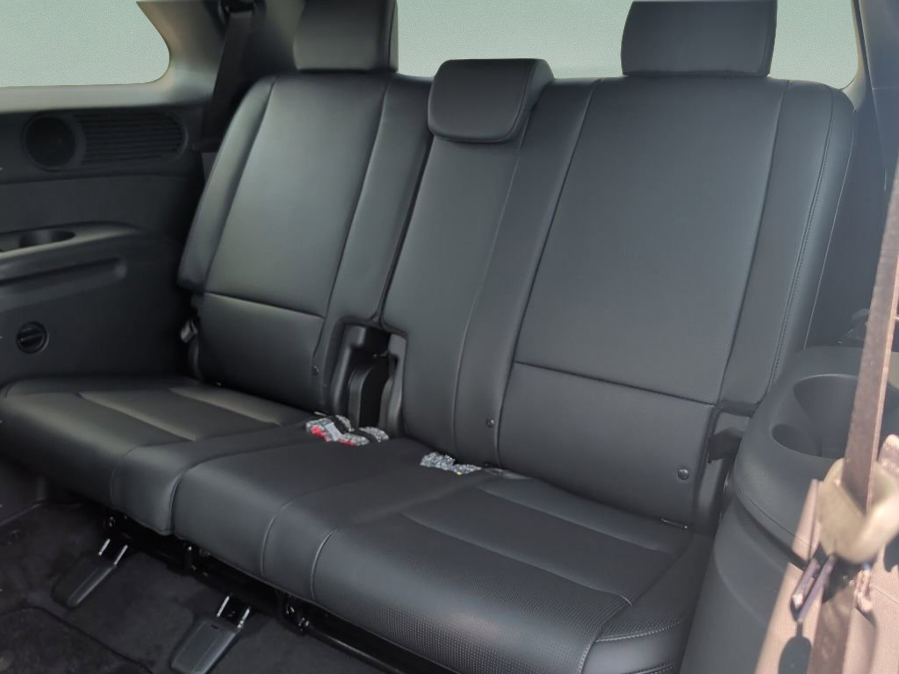 New 2026 Abyss Black Pearl Hyundai XRT Pro image 10