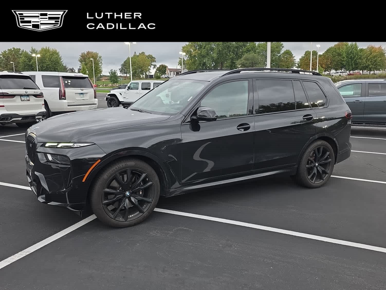 2023 BMW X7