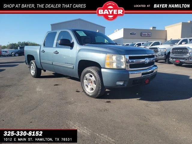 Used 2009 Blue Granite Metallic Chevrolet LT image 1