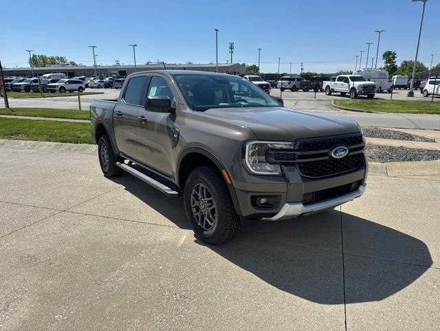 New 2026 Marsh Gray Ford XLT image 3