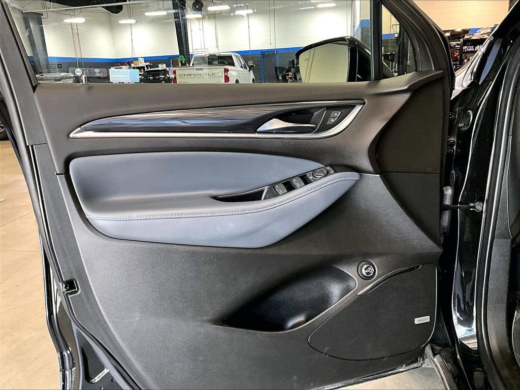 Used 2023 Black Buick Essence image 9