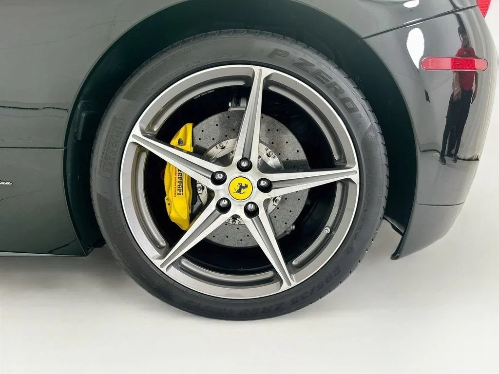 Used 2014 Nero Ferrari  image 25