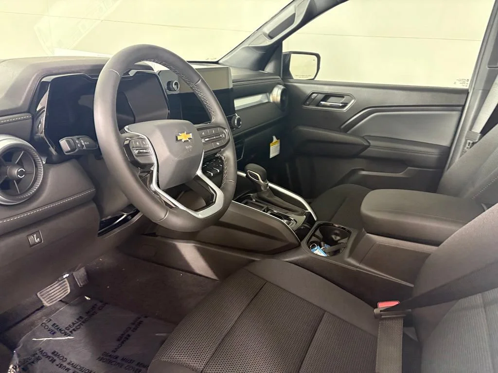 New 2026 Summit White Chevrolet LT image 25