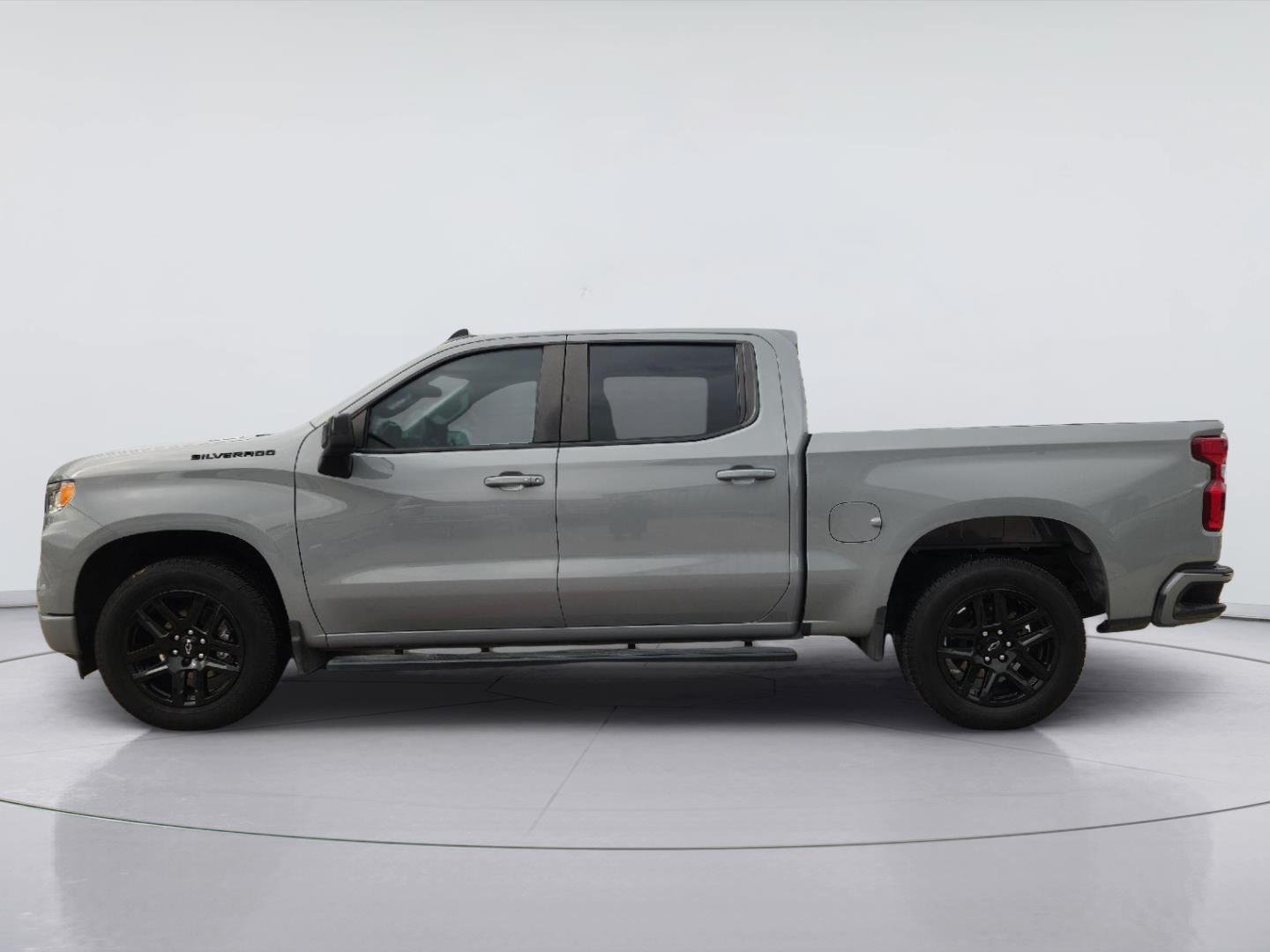 2024 Chevrolet Silverado 1500 photo 4 of 33